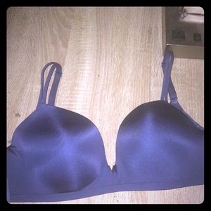 NWOT Victoria secret satin,no wire bra. Navy blue.